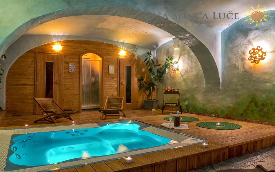ホテルゲスト ハウス ヒサ ソンツァ ルース Luče エクステリア 写真